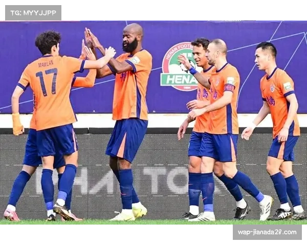 青岛海牛1比0击败武汉三镇 保级形势占据主动